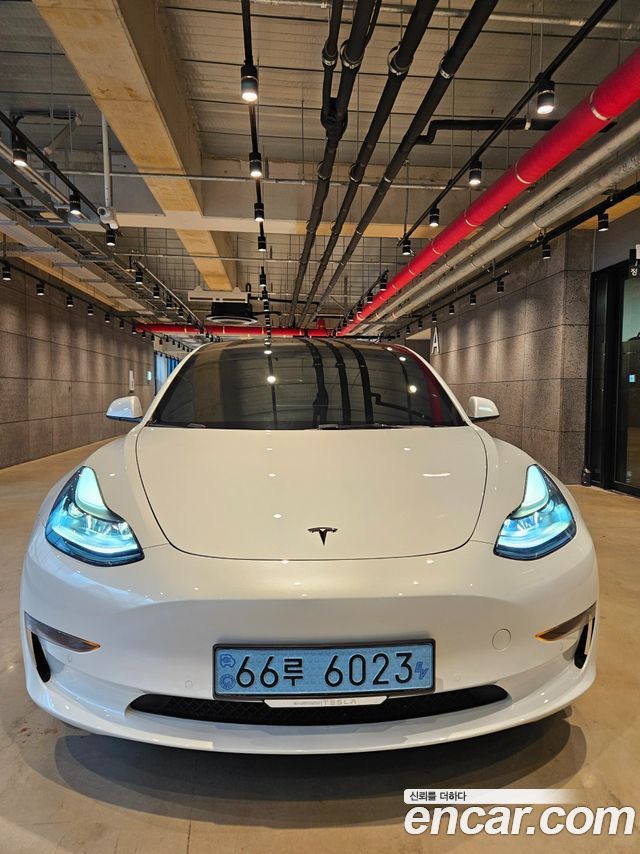 Tesla Model 3 RWD - фото 0