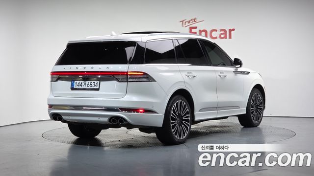 Lincoln Aviator 2-го поколения 3.0 Black Label AWD - фото 1