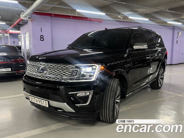 Ford Expedition Platinum 4WD 7Seater - фото 1