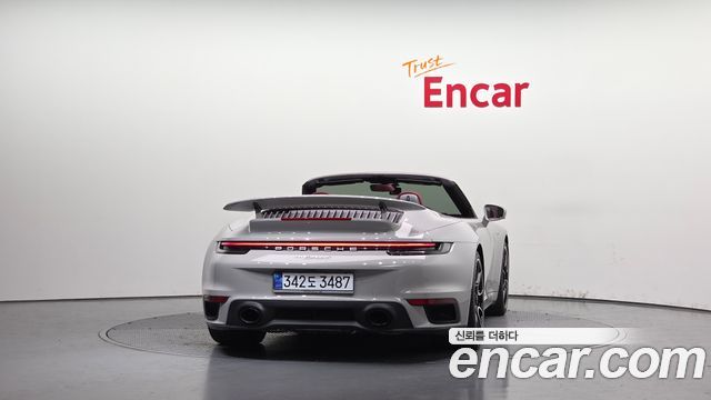 Porsche 911 Turbo S Cabriolet - фото 3