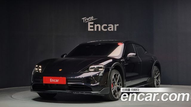 Porsche Taycan 4S Cross Turismo - фото 0