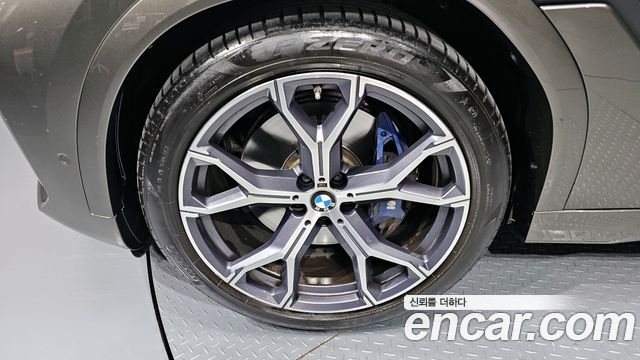 BMW X6 G06 xDrive40i M Sport - фото 4