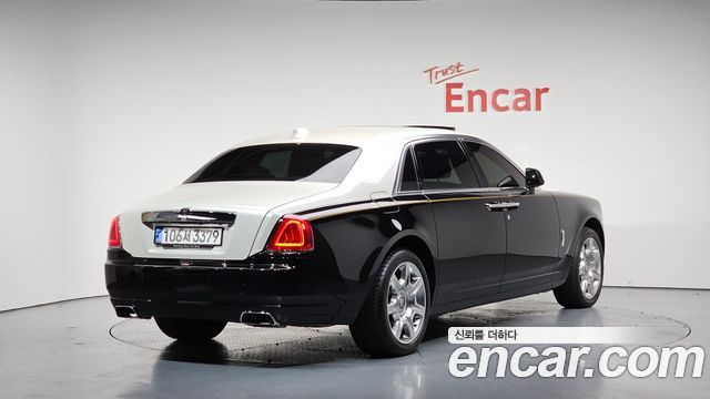 Rolls-Royce Ghost 6.6 EWB V12 - фото 1