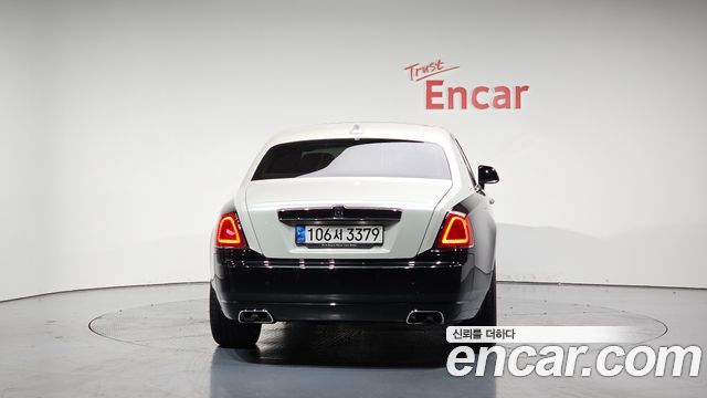 Rolls-Royce Ghost 6.6 EWB V12 - фото 3