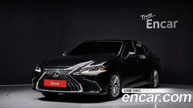 Lexus ES 7-го поколения Luxury Plus - фото 0