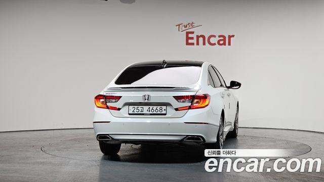 Honda Accord 10-го поколения 1.5 Turbo - фото 2