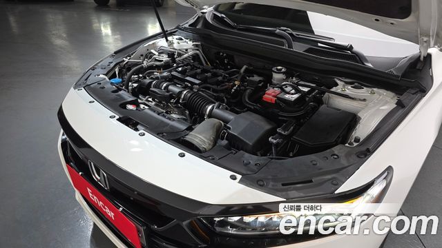 Honda Accord 10-го поколения 1.5 Turbo - фото 4