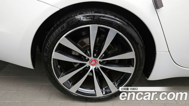 Jaguar XJ 3.0D XJ50 LWB X351 - фото 4