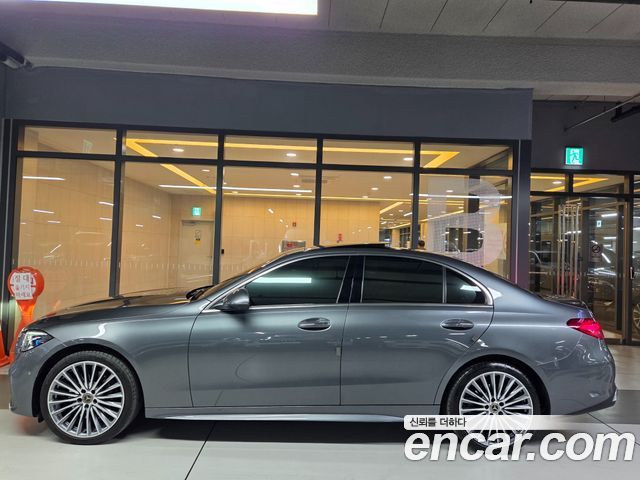 Mercedes-Benz C-Class W206 C300 AMG Line - фото 2