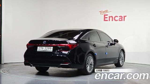Toyota Avalon 5-го поколения 2.5 Hybrid - фото 1