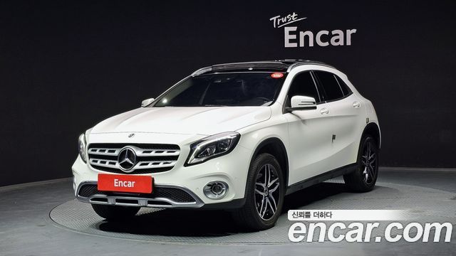 Mercedes-Benz GLA-Class X156 GLA220 Premium - фото 0