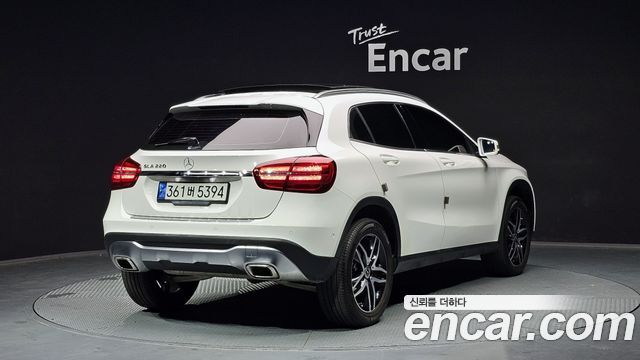 Mercedes-Benz GLA-Class X156 GLA220 Premium - фото 1