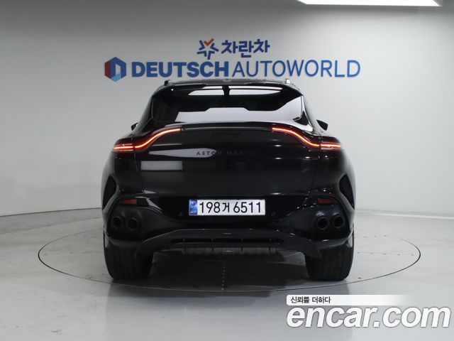Aston Martin DBX 4.0 V8 707 - фото 3