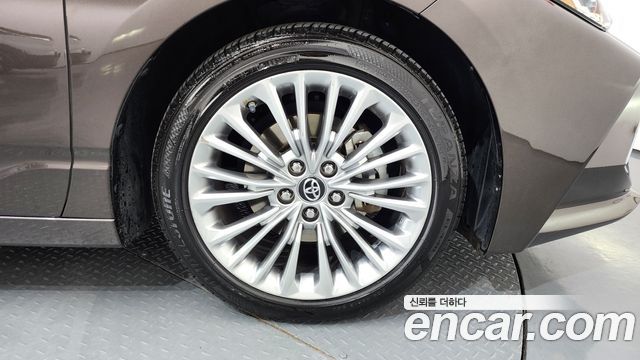 Toyota Avalon 5-го поколения 2.5 Hybrid - фото 4