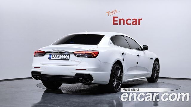 Maserati Quattroporte 3.0 V6 Granlusso - фото 1