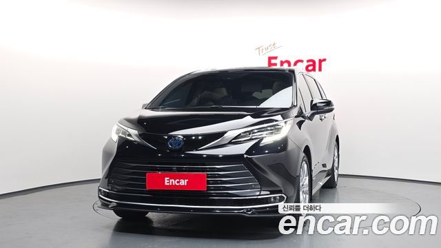 Toyota Sienna 4-го поколения 2.5 Hybrid 2WD - фото 2
