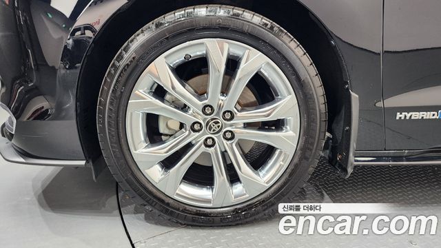 Toyota Sienna 4-го поколения 2.5 Hybrid 2WD - фото 4