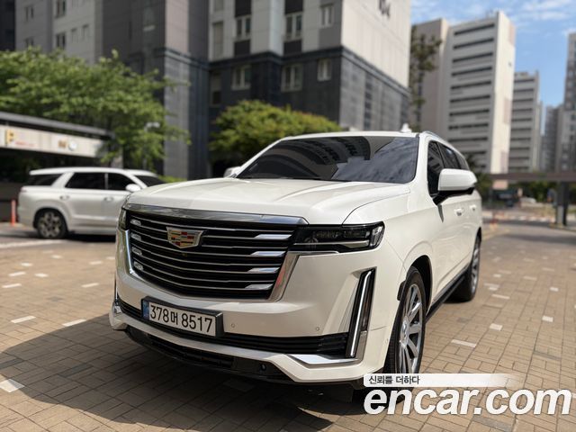 Cadillac Escalade 5-го поколения 6.2 Premium Luxury Platinum - фото 0