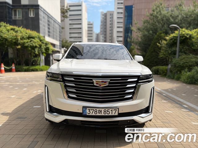 Cadillac Escalade 5-го поколения 6.2 Premium Luxury Platinum - фото 2