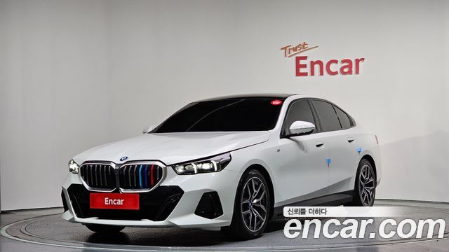 BMW i5 G60 eDrive 40 M Sport - фото 0