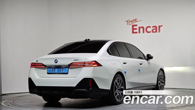 BMW i5 G60 eDrive 40 M Sport - фото 1
