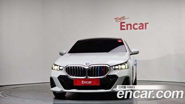BMW i5 G60 eDrive 40 M Sport - фото 2
