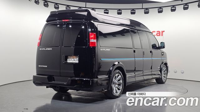 Chevrolet Express Van 6.0 - фото 1