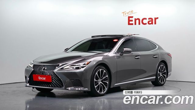 Lexus LS LS500 3.5 Luxury AWD - фото 0