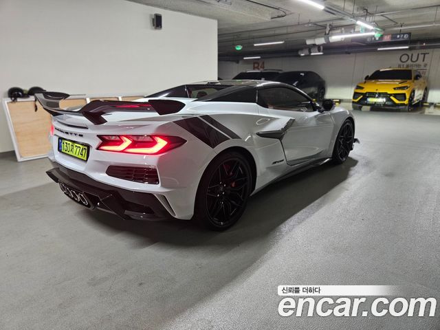 Chevrolet (GM Daewoo) Corvette 6.2 - фото 1
