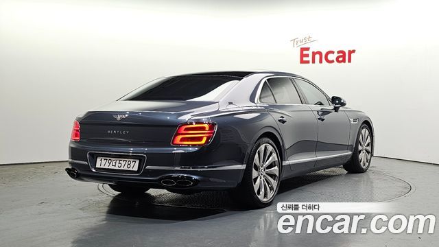 Bentley Flying Spur 3-го поколения 4.0 - фото 1