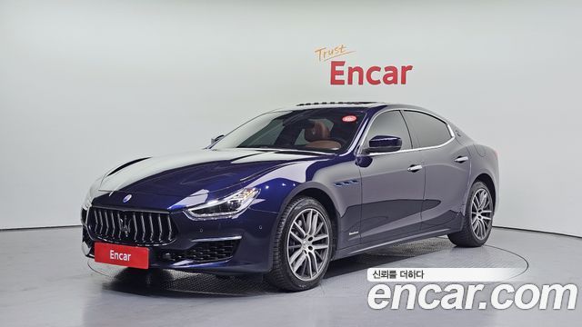Maserati Ghibli 2.0 Granlusso 3rd - фото 0