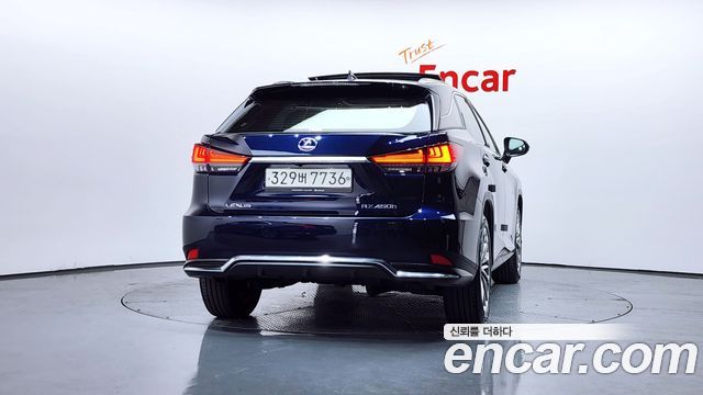 Lexus RX 4-го поколения Executive - фото 3