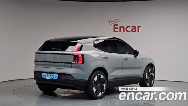 Volvo EX30 Ultra - фото 0