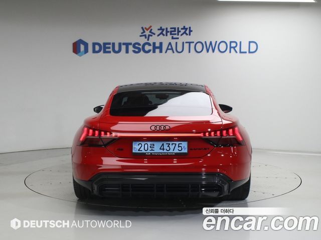 Audi RS e-tron GT GT RS - фото 3