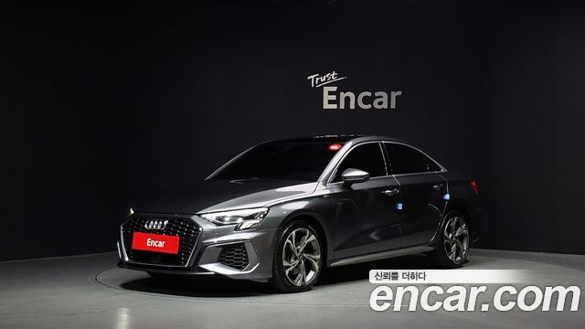 Audi A3 40 TFSI Premium - фото 0