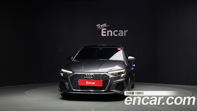 Audi A3 40 TFSI Premium - фото 2