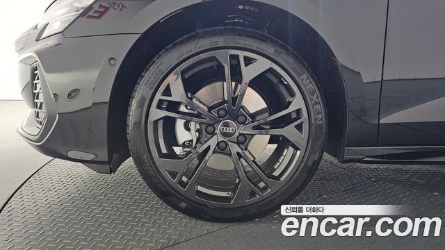 Audi A3 40 TFSI Quattro Premium - фото 3