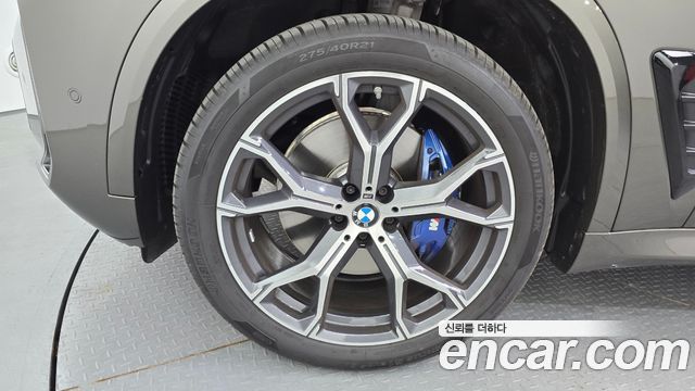 BMW X5 G05 xDrive 40i M Sport - фото 4
