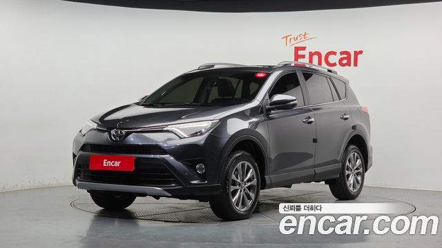 Toyota RAV4 2.5 2WD 4th - фото 0