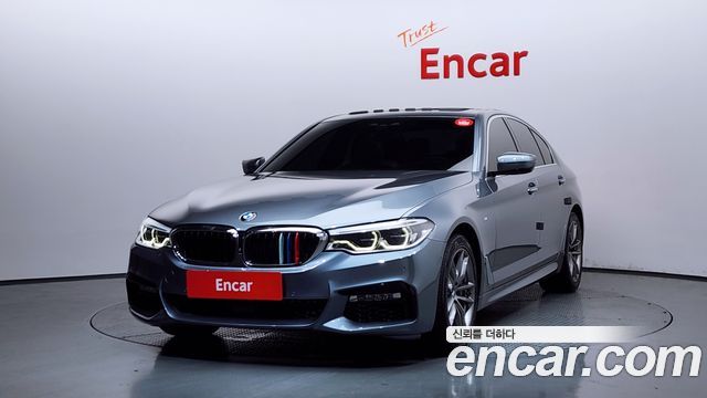BMW 5-Series G30 530i xDrive M Sport Package Plus - фото 0