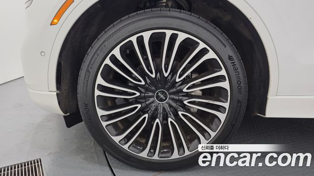 Lincoln Aviator 2-го поколения 3.0 Black Label AWD - фото 4