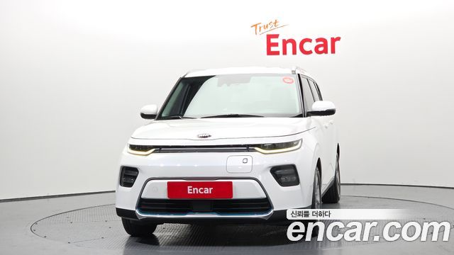 Kia Soul EV Prestige - фото 2