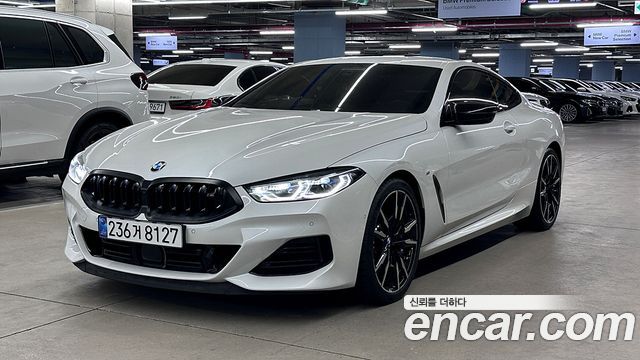 BMW 8-Series G15 M850i xDrive Coupe - фото 0