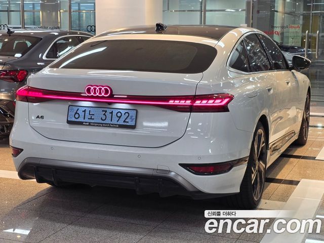 Audi A6 e-Tron Performance S line - фото 1