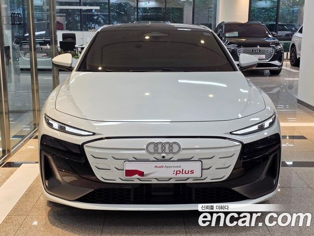 Audi A6 e-Tron Performance S line - фото 2