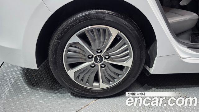 Hyundai Ioniq Новый, гибрид 1.6 Plug-in HEV N - фото 4