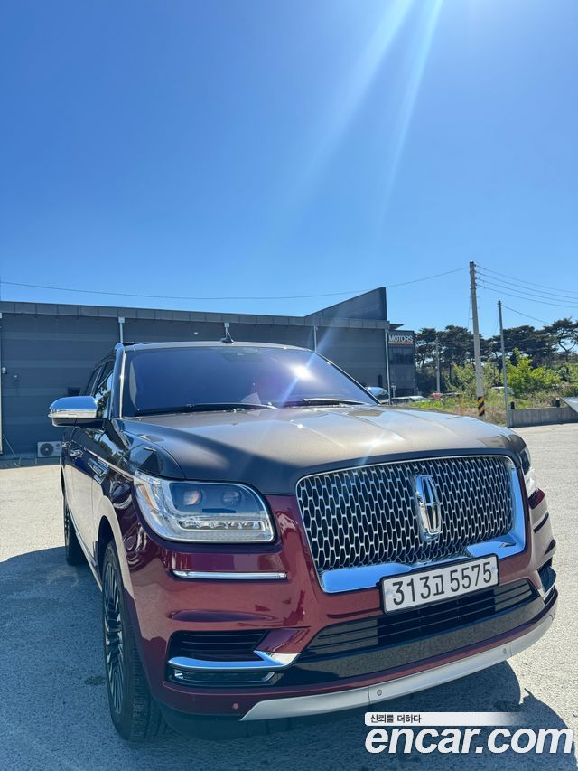 Lincoln Navigator 4-го поколения 3.5L Black Label - фото 1