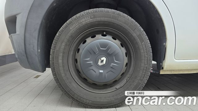Renault Samsung Master 2.3 13-Seater - фото 4