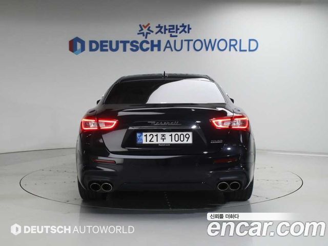 Maserati Ghibli 3.0 GranSport 3rd - фото 3