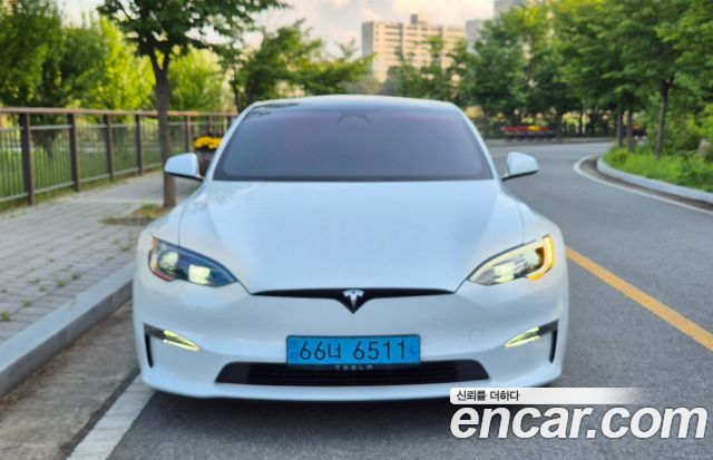 Tesla Model S Plaid - фото 1